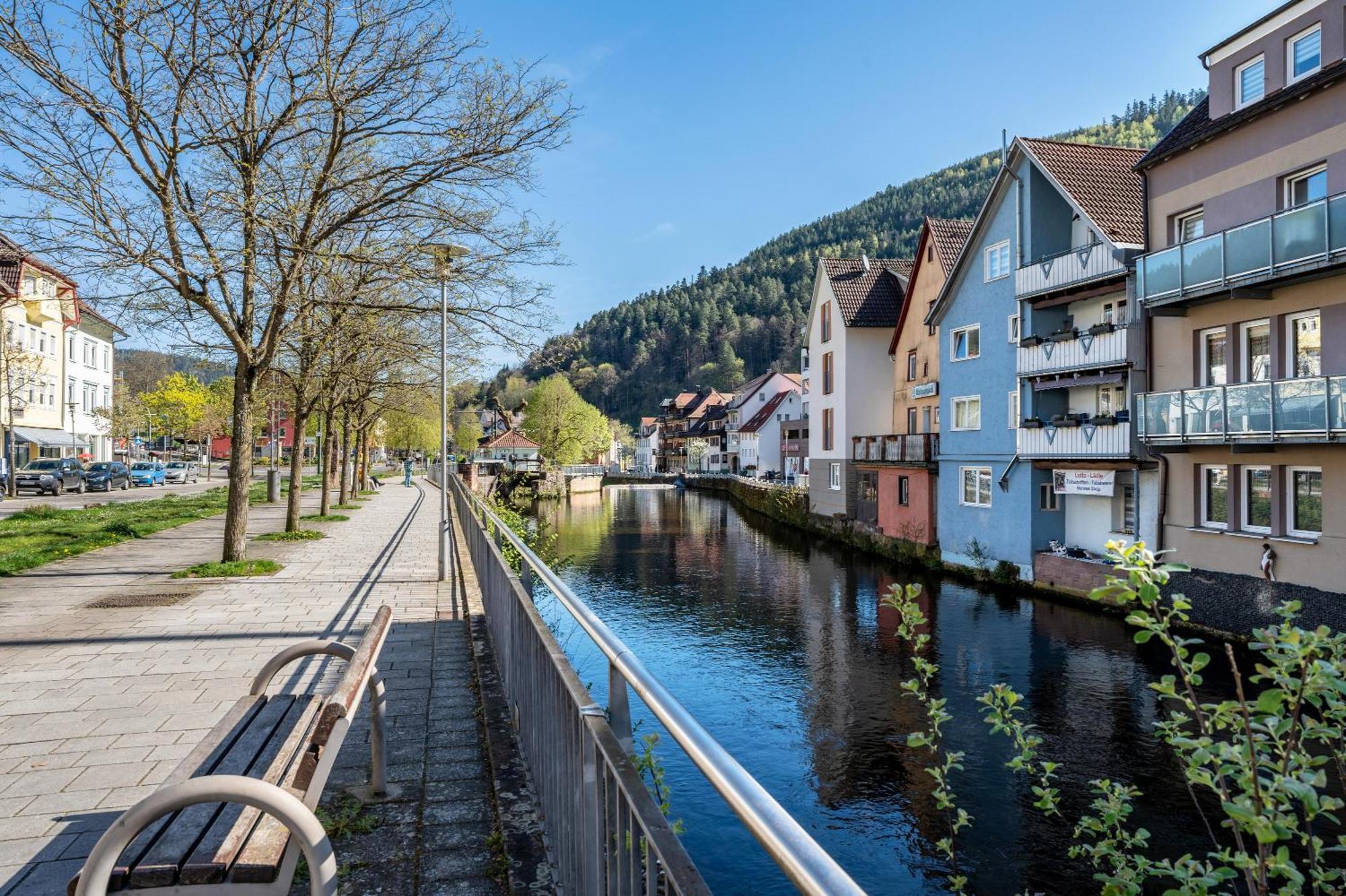 Ferienwohnung Schwarzwaldnest Bad Wildbad Exterior foto